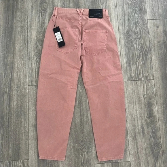 Veronica Beard Jean
Charlie Barrel Pants with Patch Pockets - Picture 5 of 10